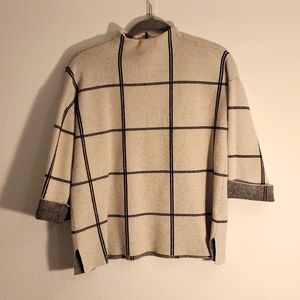 Tahari Grey sweater size L